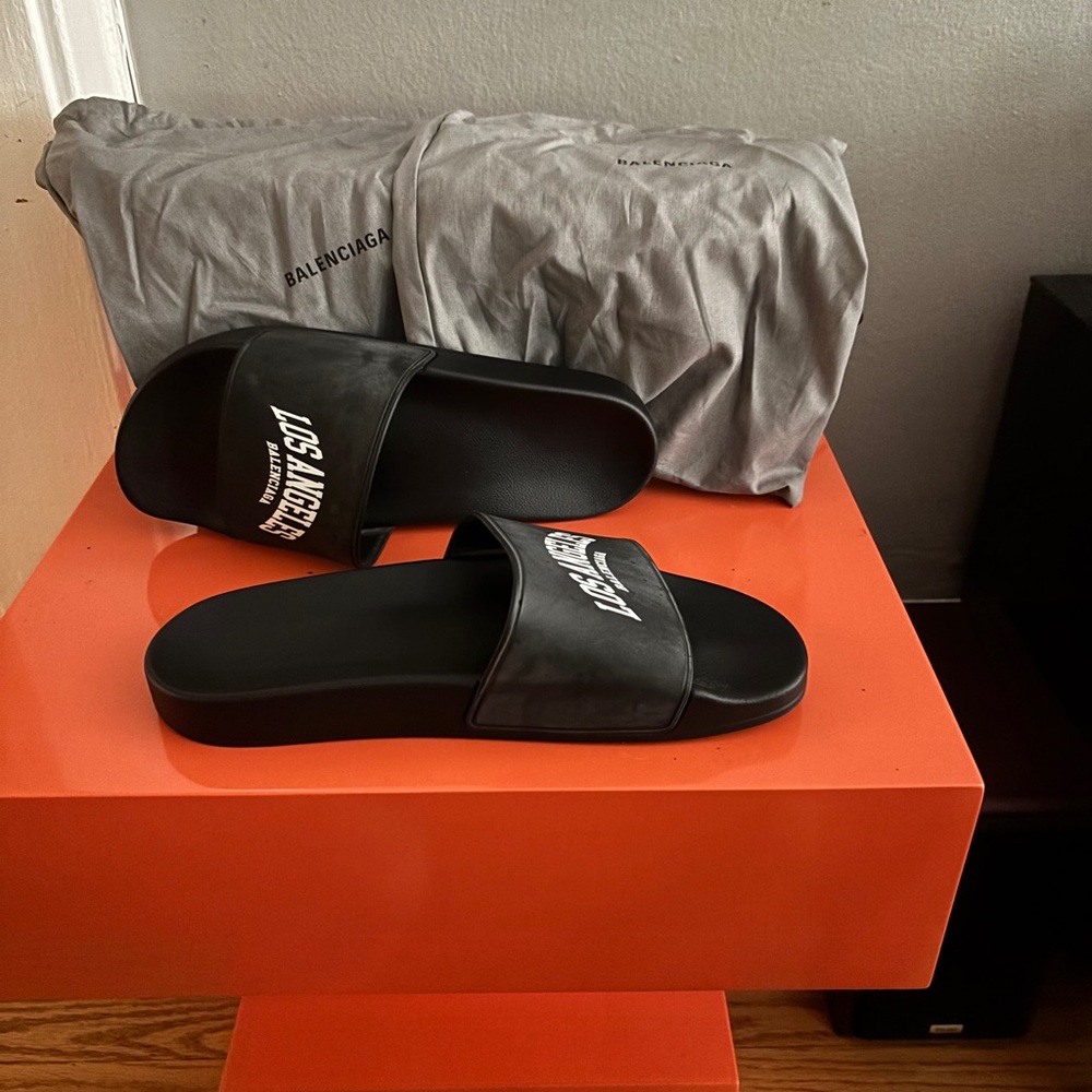 Balenciaga Black Pool Slides